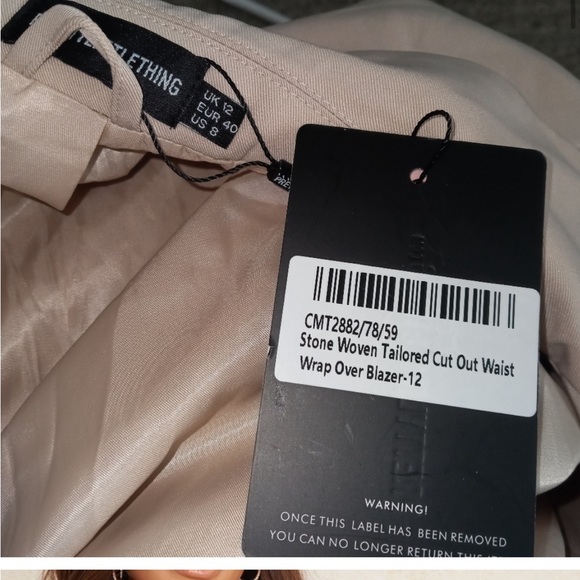 PRETTY LITTLE THING Stone Woven Tailored Cut Out Waist Wrap Over Blazer size 12 - Picture 4 of 5